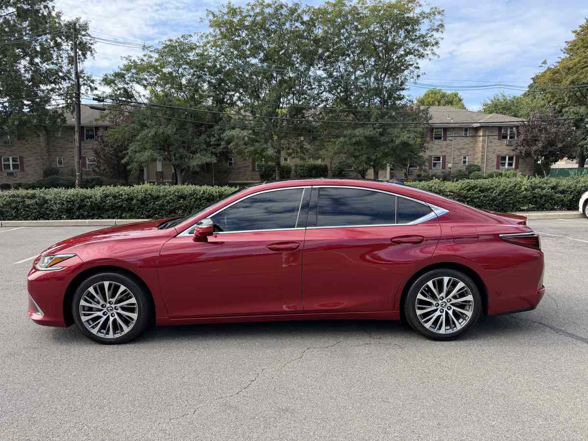 Used 2019 Lexus ES 350 w/ Accessory Package 2 FWD image 5