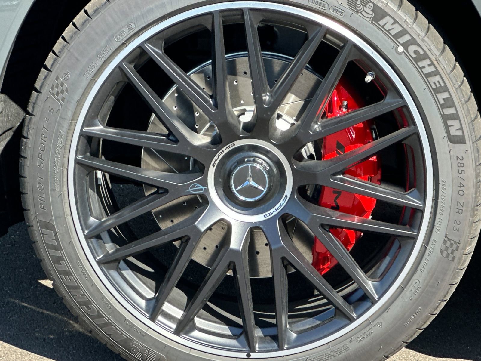 New 2026 Mercedes-Benz GLS 63 AMG 4MATIC image 33