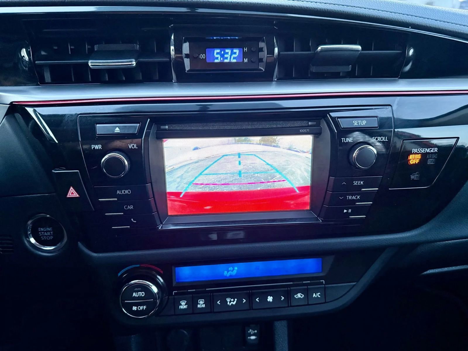 Used 2016 Toyota Corolla S Special Edition image 11