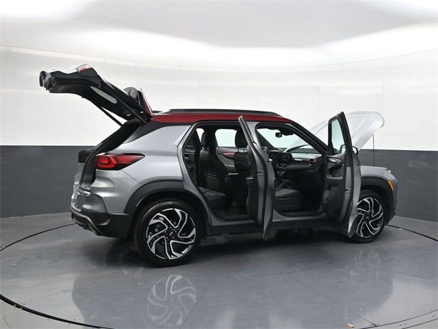 Used 2025 Chevrolet TrailBlazer RS w/ Convenience Package image 47