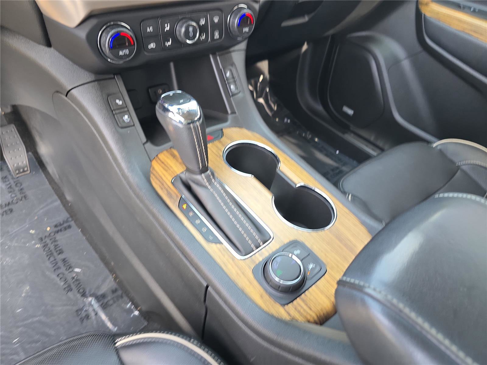 Used 2019 GMC Acadia Denali w/ Technology Package image 30