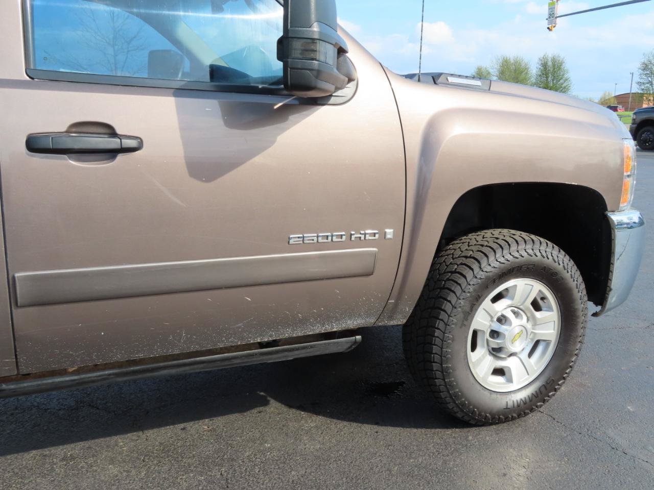 Used 2008 Chevrolet Silverado 2500 LTZ w/ Safety Package AWD/4WD image 24