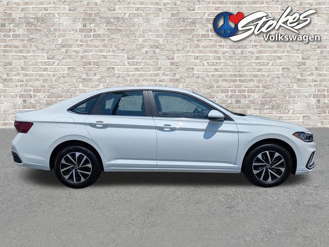 Used 2026 Volkswagen Jetta S FWD image 3