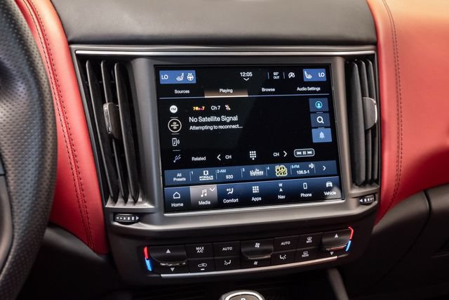 Used 2022 Maserati Levante Trofeo AWD/4WD image 18
