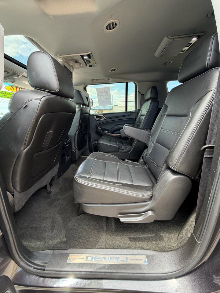 Used 2016 GMC Yukon XL Denali w/ Open Road Package AWD/4WD image 30