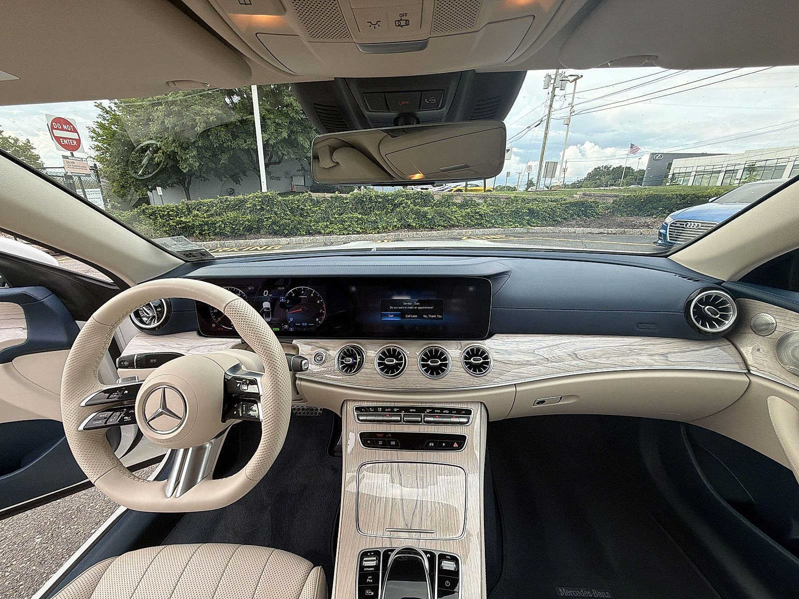 Used 2023 Mercedes-Benz E 450 4MATIC Cabriolet image 18