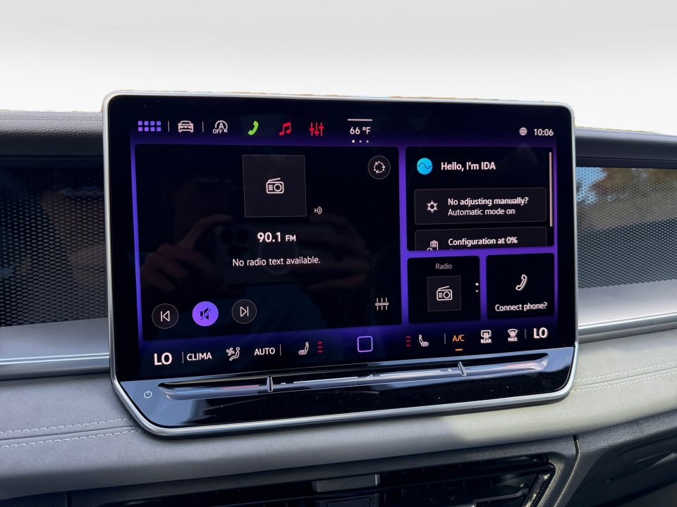 New 2026 Volkswagen Tiguan SE R-Line image 17