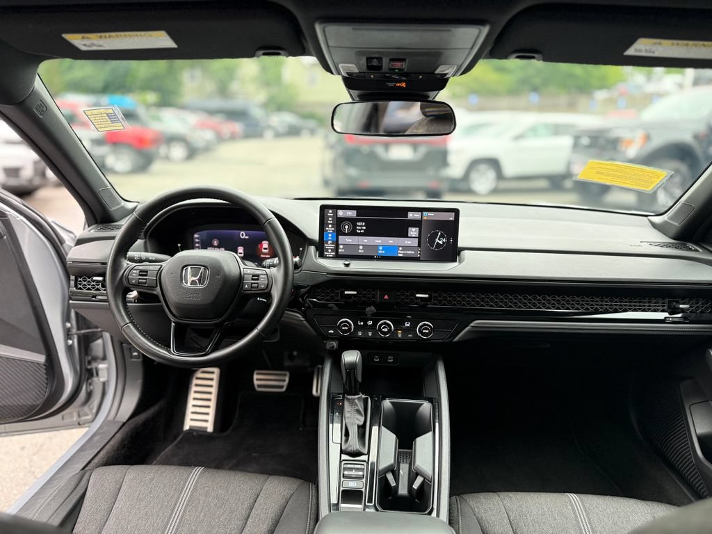 Used 2024 Honda Accord Sport image 21