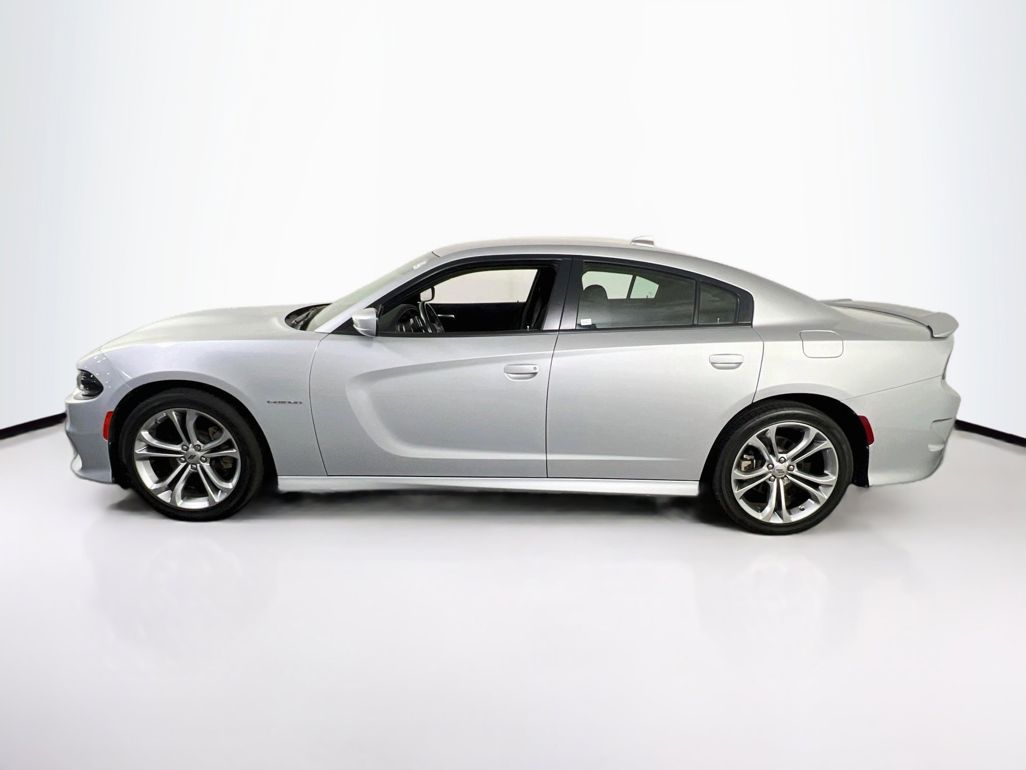 Used 2022 Dodge Charger R/T RWD image 8