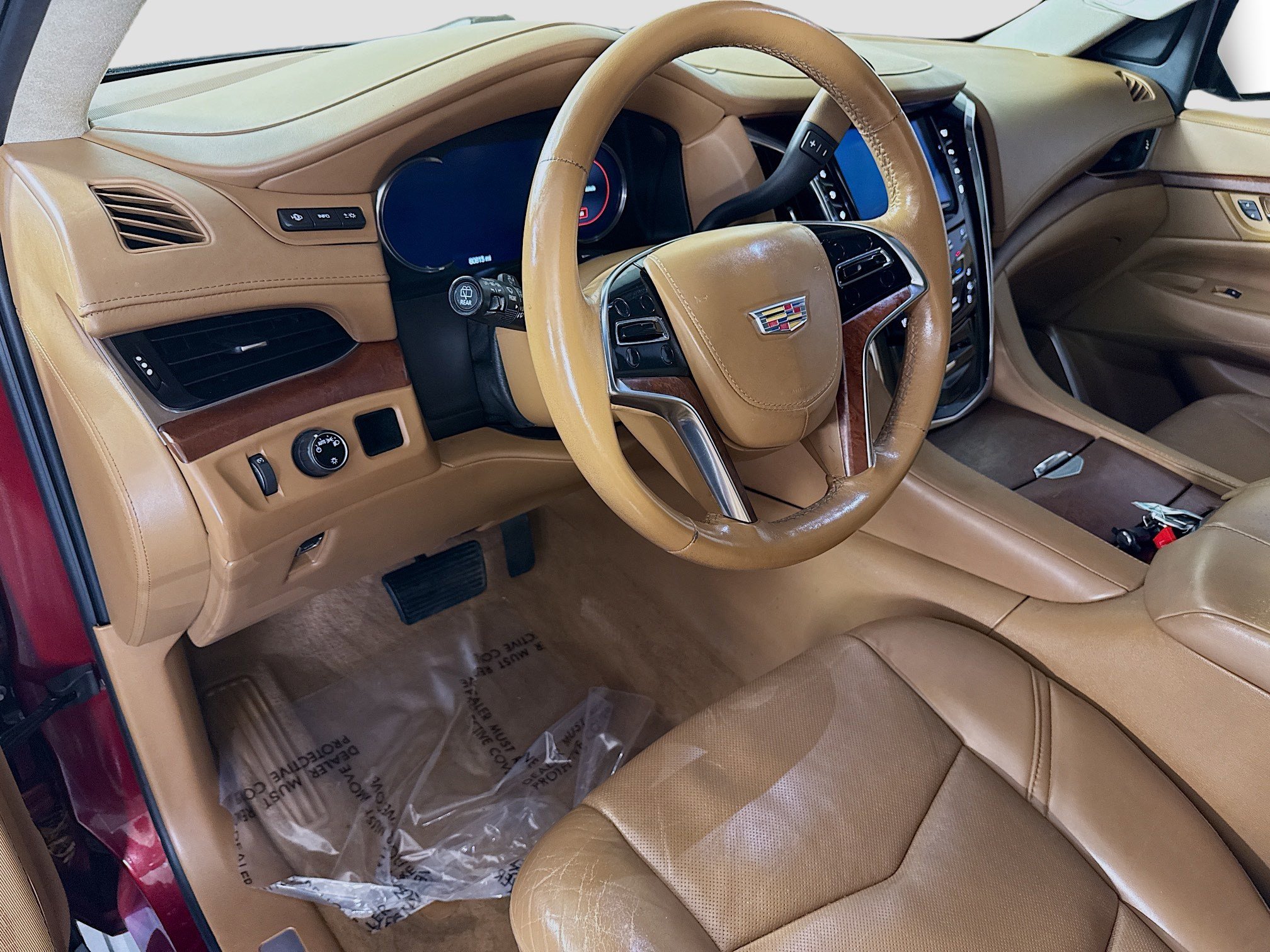 Used 2016 Cadillac Escalade Platinum image 22