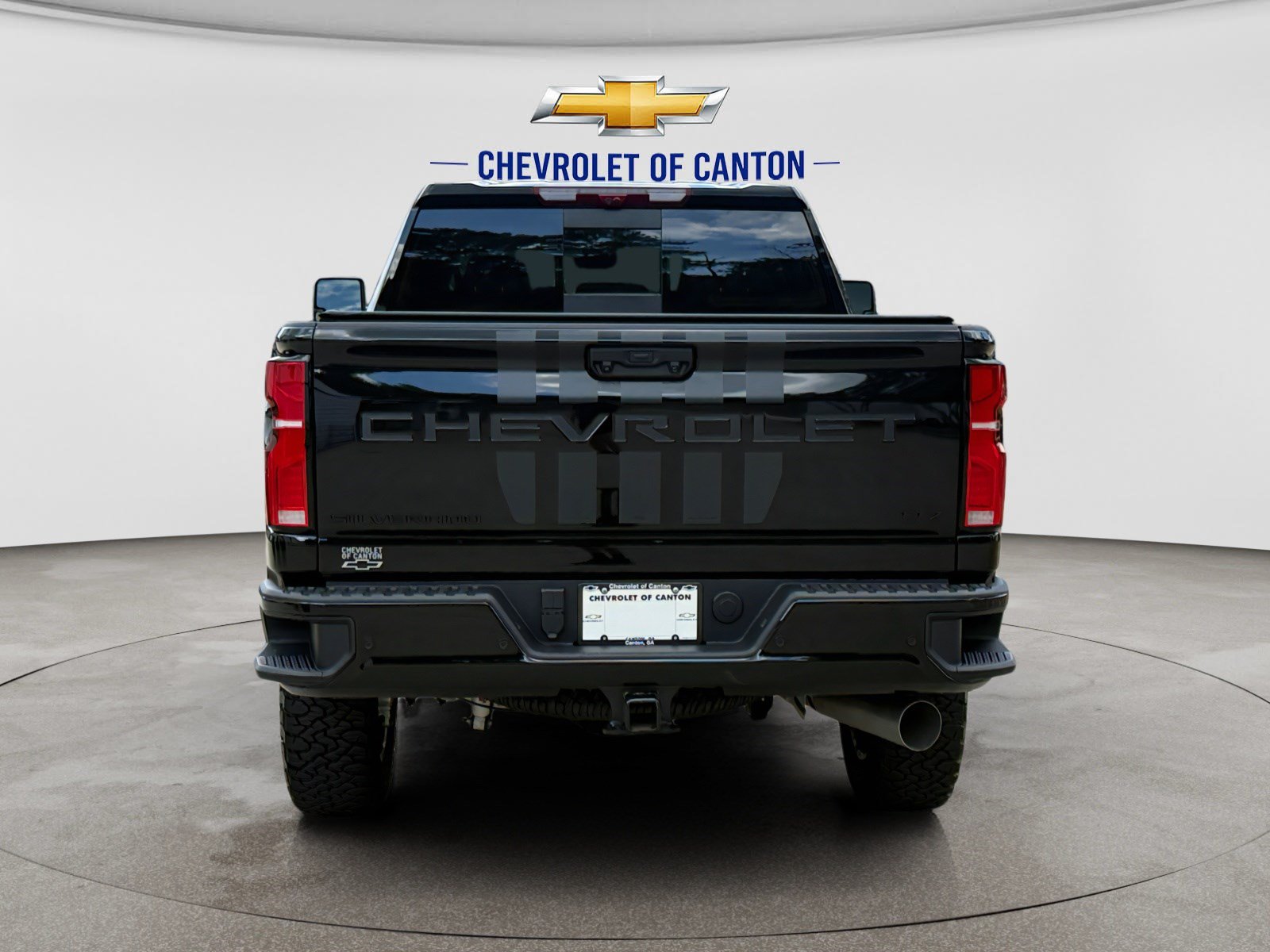 Used 2026 Chevrolet Silverado 3500 LTZ AWD/4WD image 6