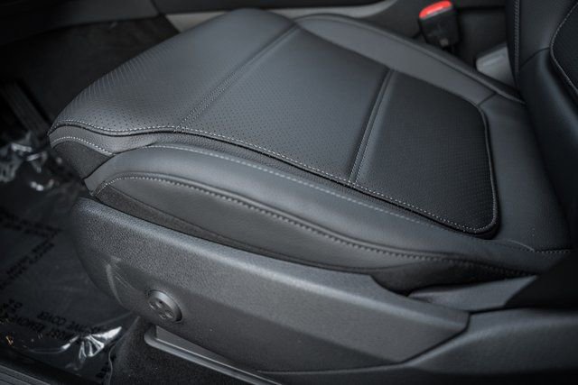 New 2026 Mercedes-Benz GLC 300 4MATIC image 35