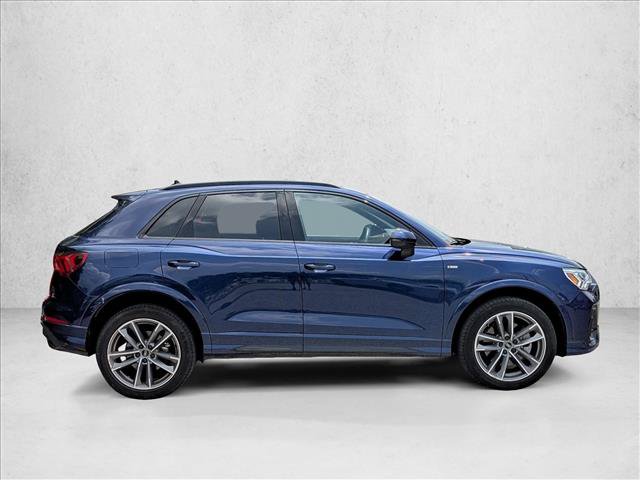 Certified 2023 Audi Q3 2.0T Premium w/ Black Optic Sport Package AWD/4WD image 4
