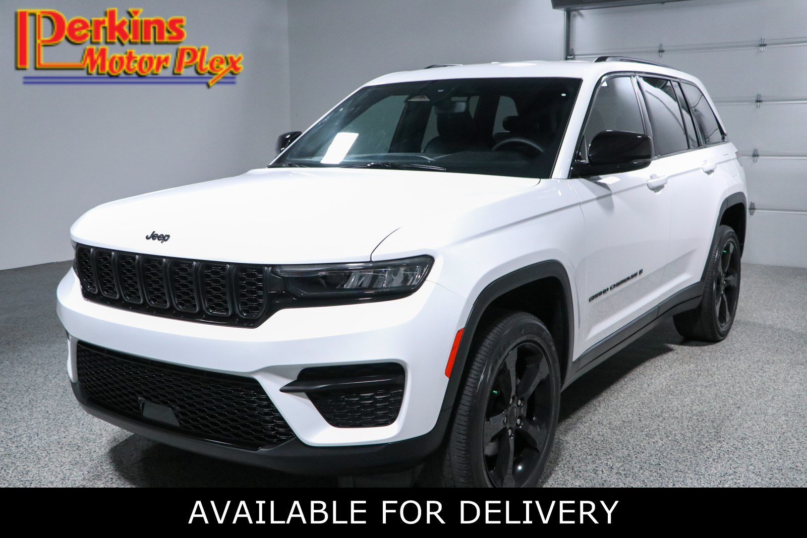 Used 2023 Jeep Grand Cherokee Altitude