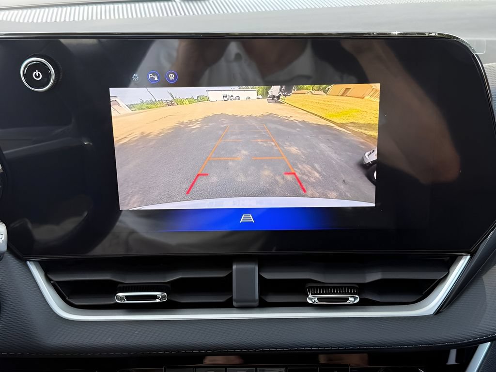 New 2027 Chevrolet Equinox LT FWD image 25