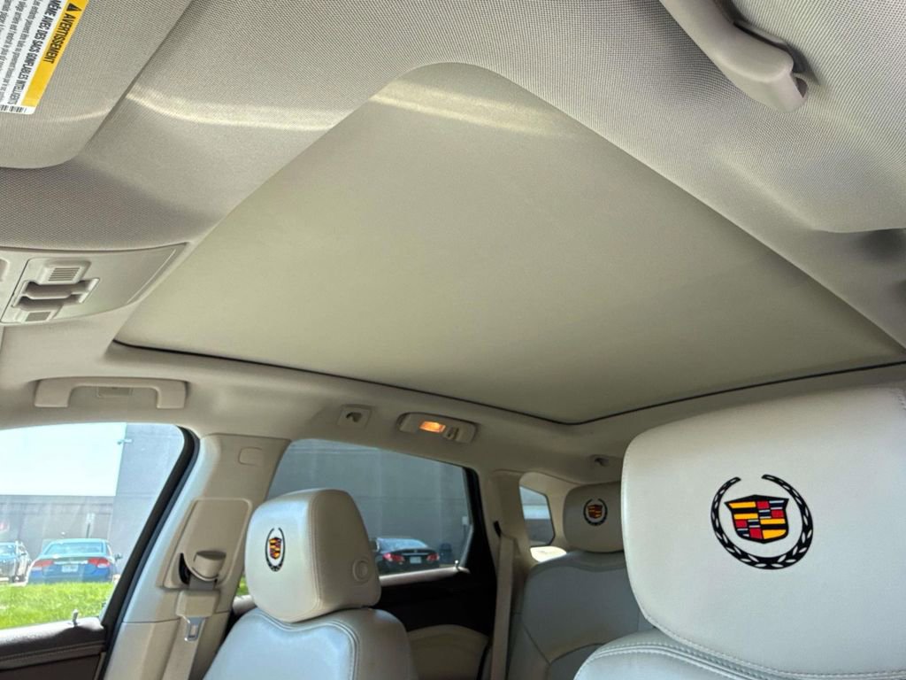 Used 2014 Cadillac SRX Luxury w/ Driver Awareness Package image 20