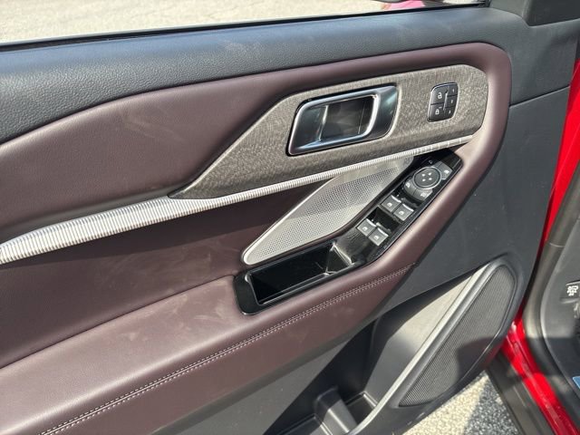 New 2026 Ford Explorer Platinum image 11