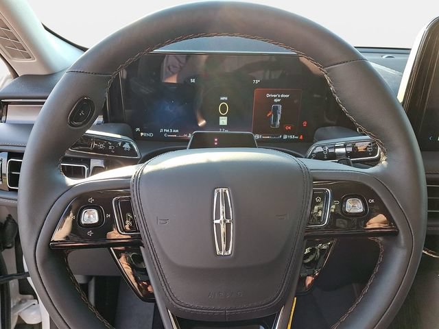 New 2026 Lincoln Aviator AWD image 16