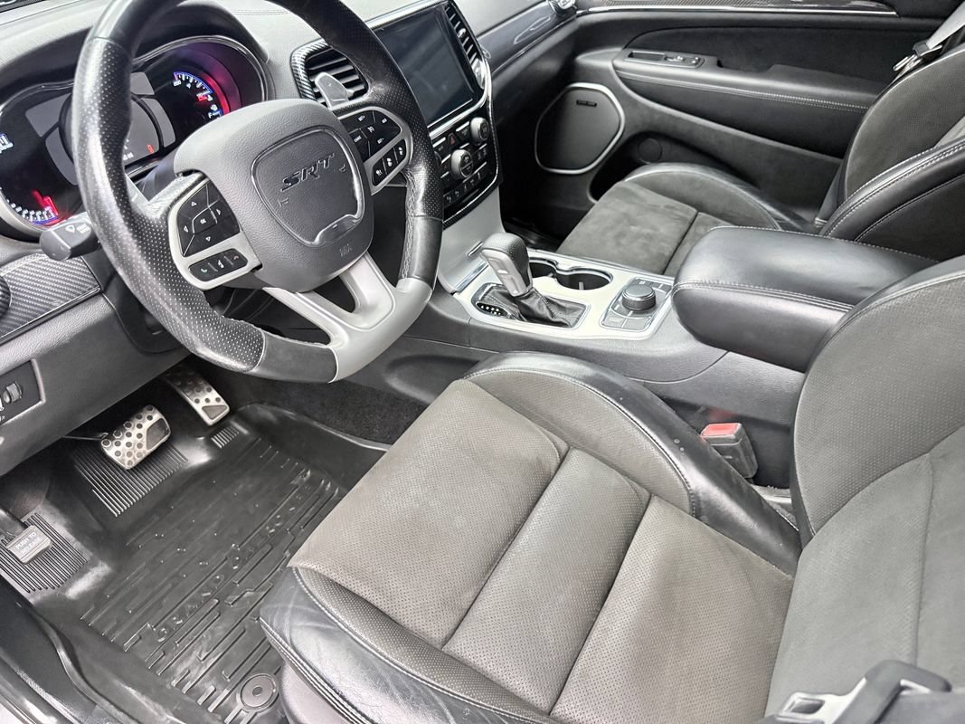 Used 2019 Jeep Grand Cherokee SRT AWD/4WD image 8