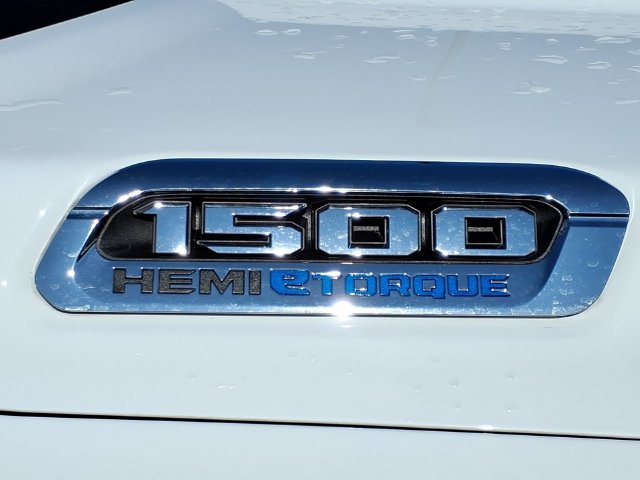 Used 2023 RAM 1500 Big Horn AWD/4WD image 10