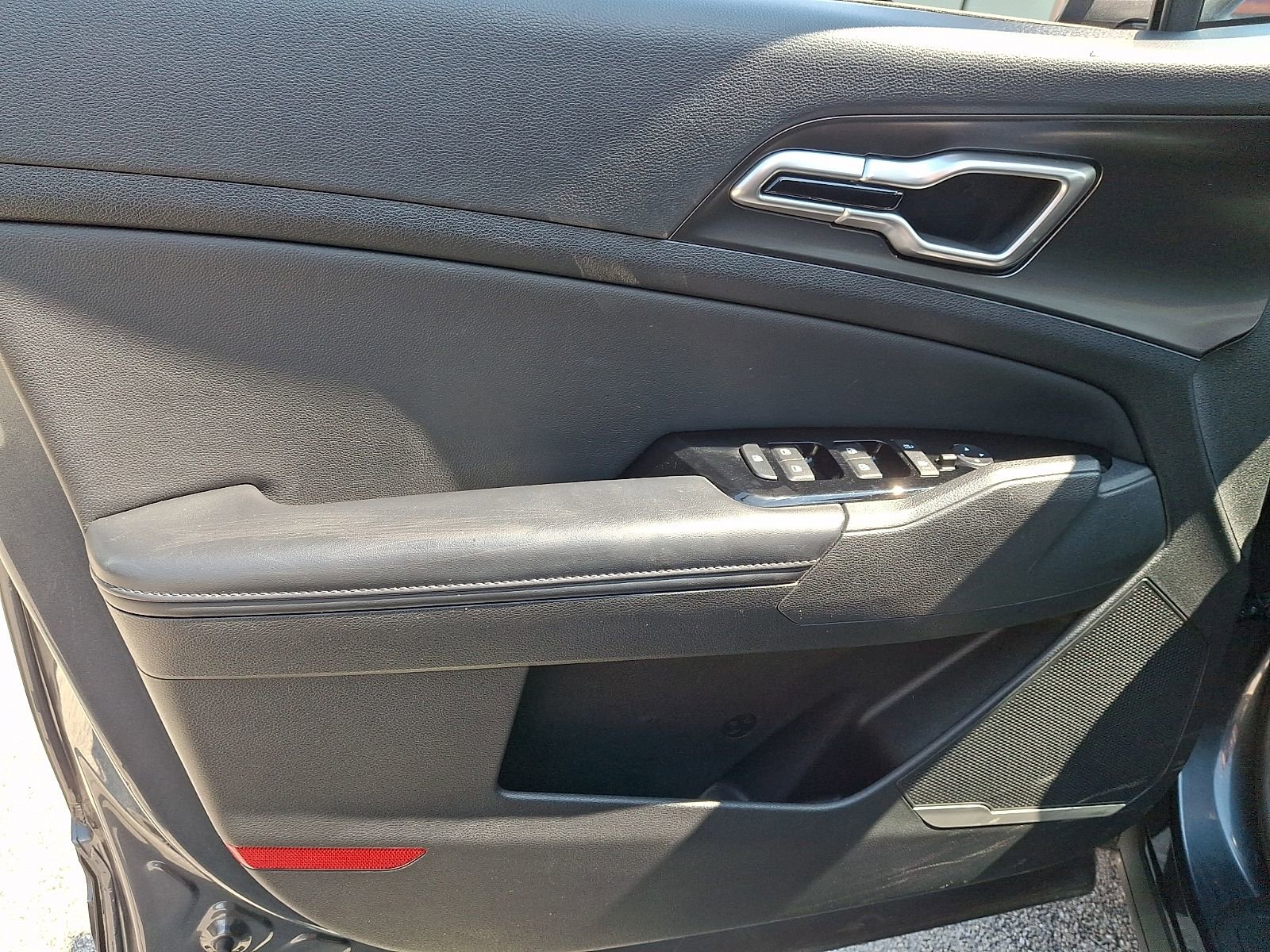 Used 2023 Kia Sportage EX AWD/4WD image 11