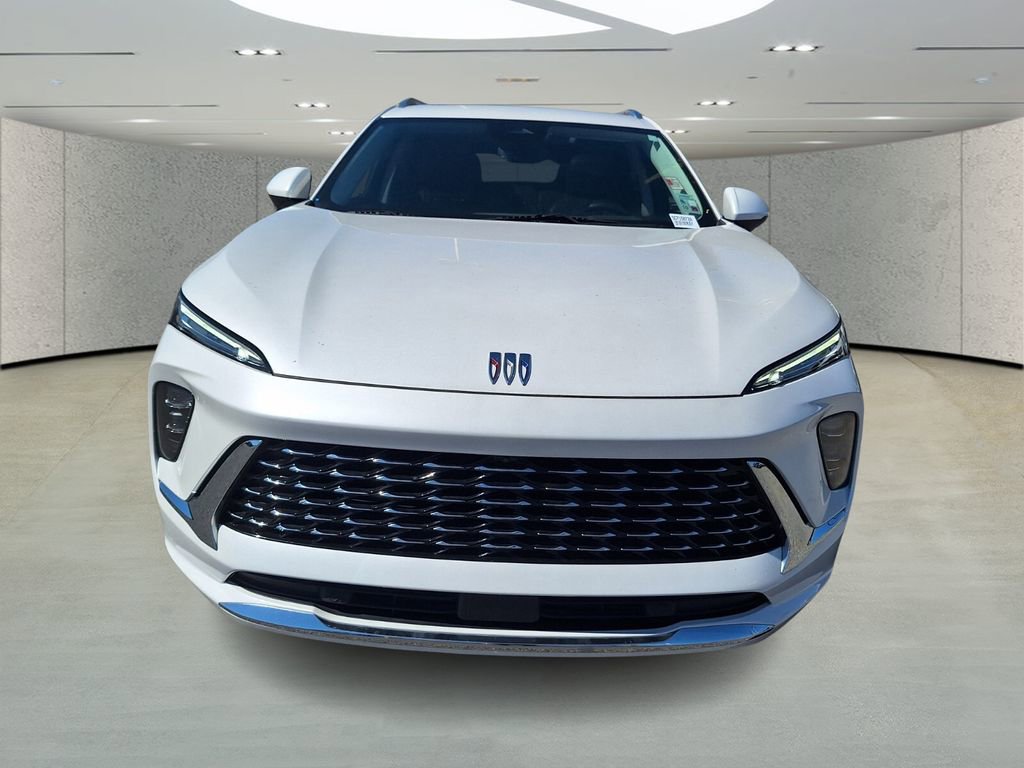 Used 2024 Buick Envision Avenir image 8