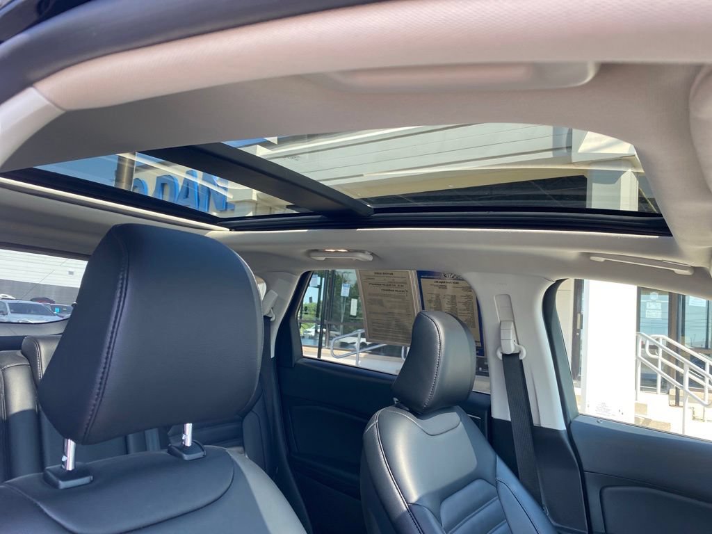 Used 2024 Ford Edge SEL w/ Convenience Package AWD/4WD image 9