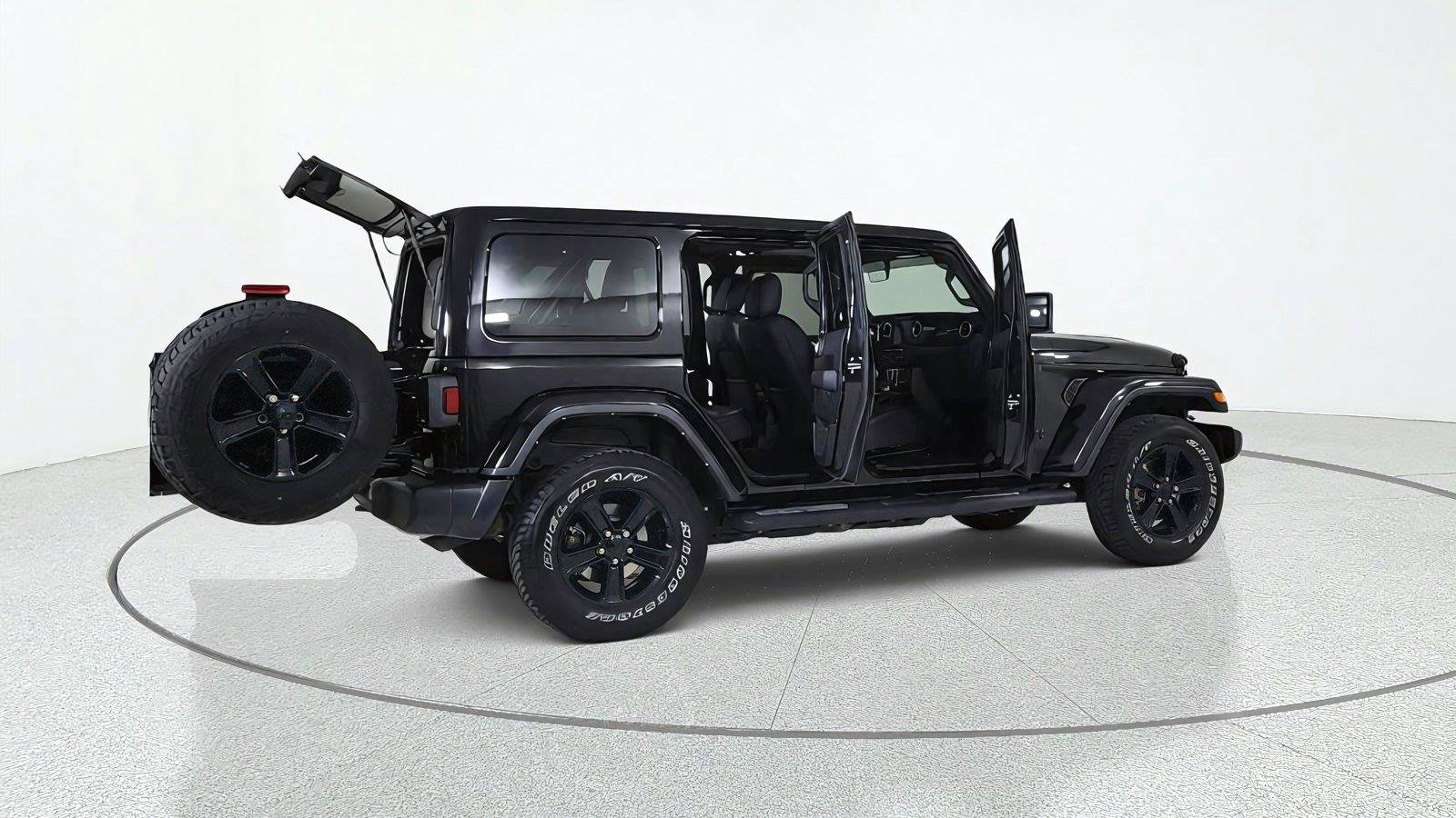 Used 2021 Jeep Wrangler Unlimited Sahara AWD/4WD image 14
