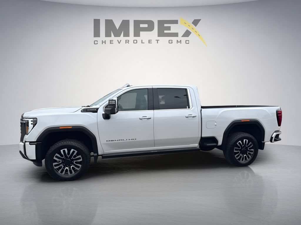Used 2024 GMC Sierra 3500 Denali Ultimate AWD/4WD image 2
