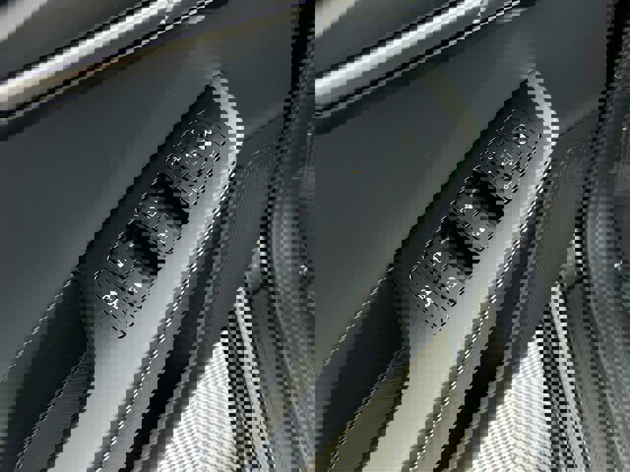 New 2025 Kia EV6 Wind image 16