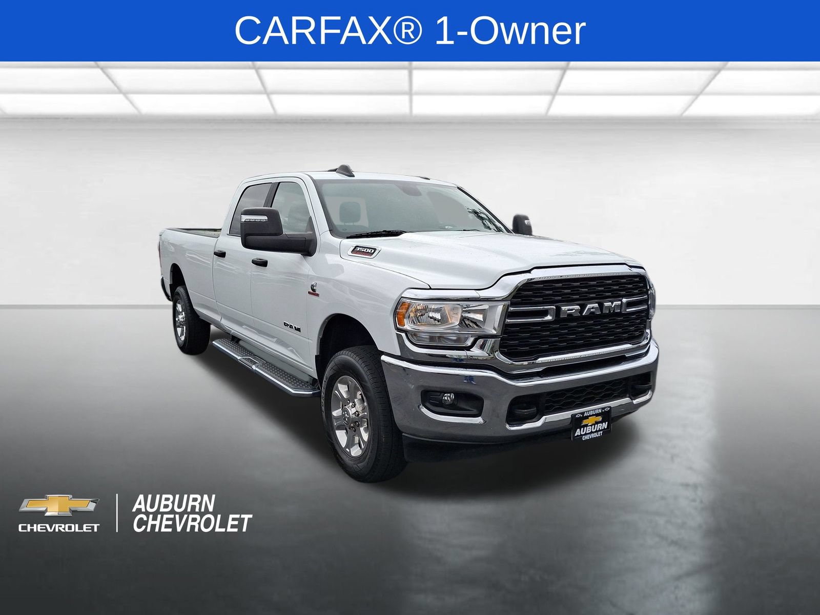 Used 2024 RAM 3500 Big Horn AWD/4WD image 1