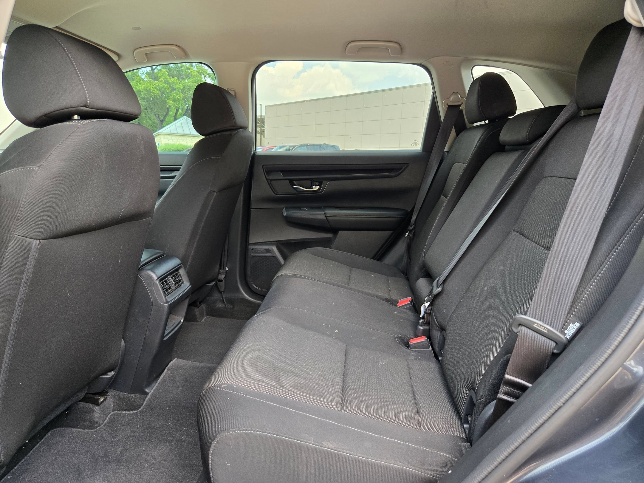 Used 2025 Honda CR-V LX image 14