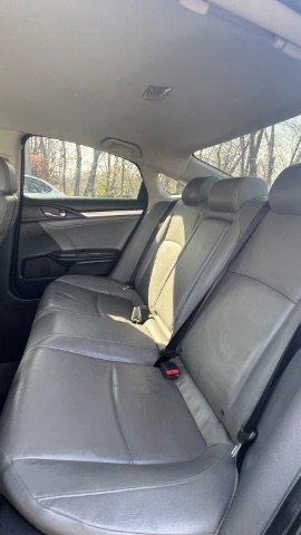 Used 2017 Honda Civic Touring image 16