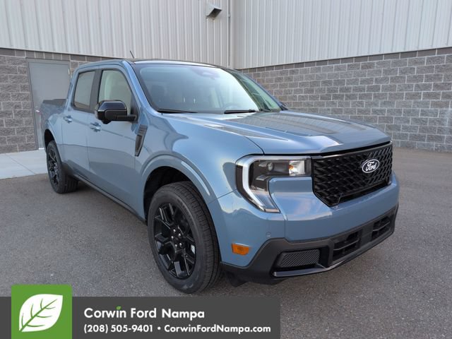 New 2026 Ford Maverick Lariat w/ Black Appearance Package
