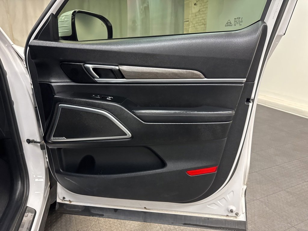 Used 2021 Kia Telluride SX w/ SX Prestige Package image 20
