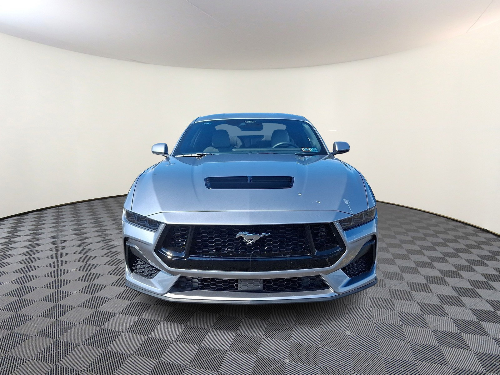 Used 2026 Ford Mustang GT Premium RWD image 2
