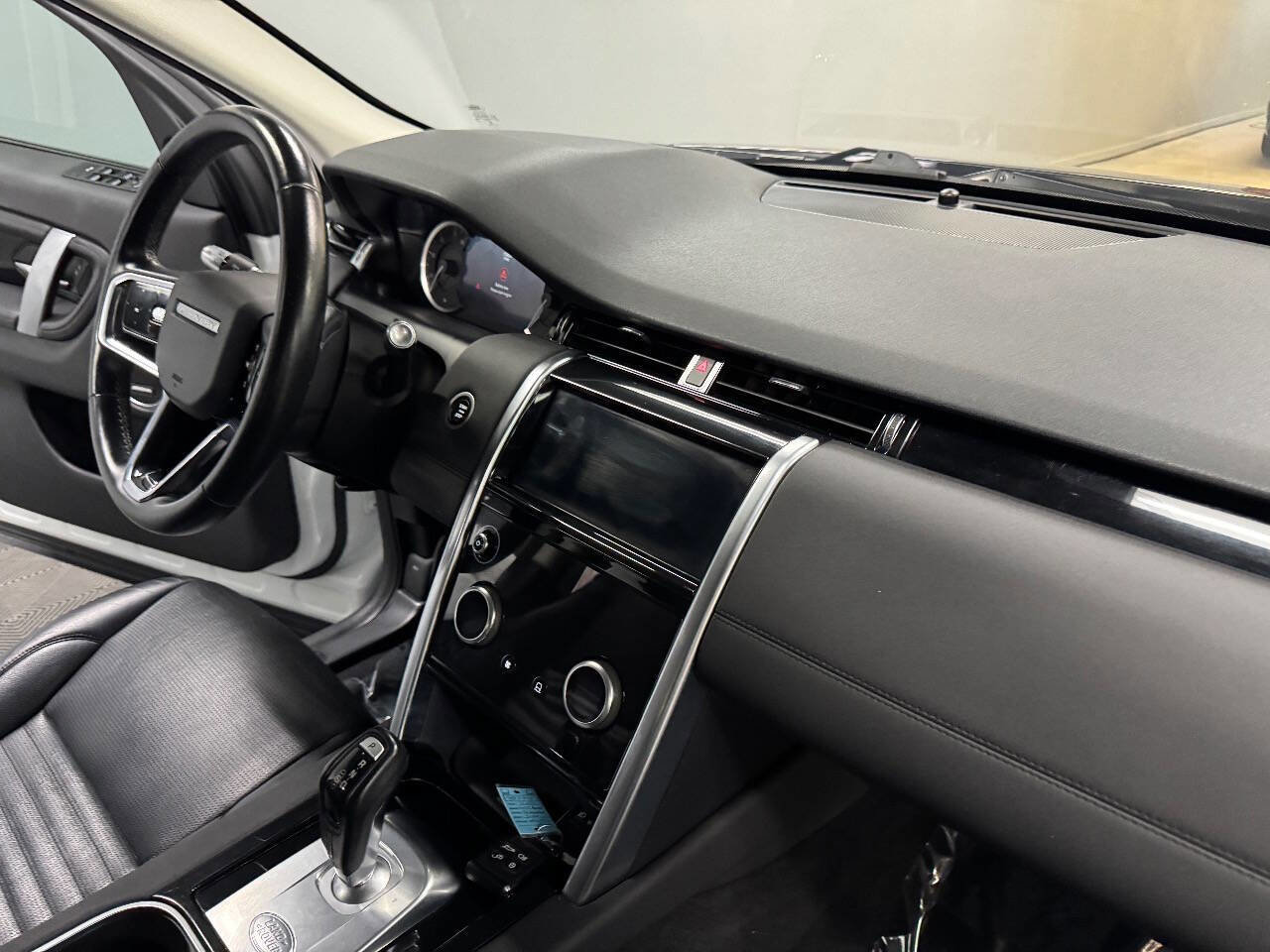 Used 2021 Land Rover Discovery Sport S image 55