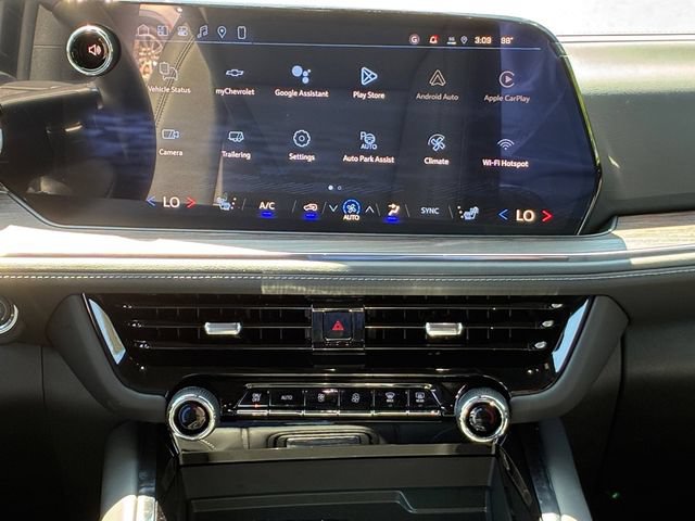 New 2026 Chevrolet Suburban Z71 w/ Z71 Off-Road Package AWD/4WD image 20