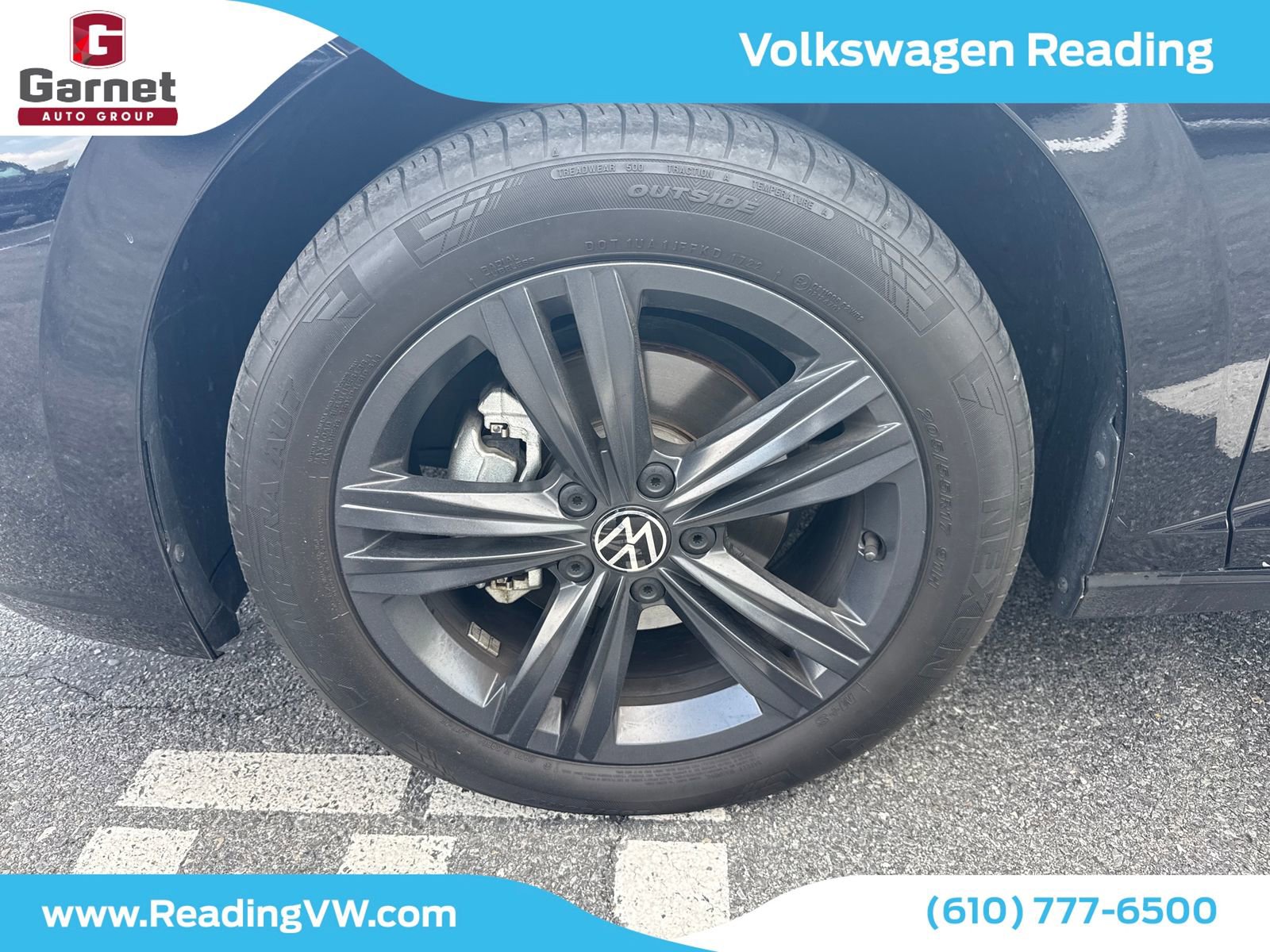 Used 2023 Volkswagen Jetta SE w/ Panoramic Sunroof Package FWD image 10
