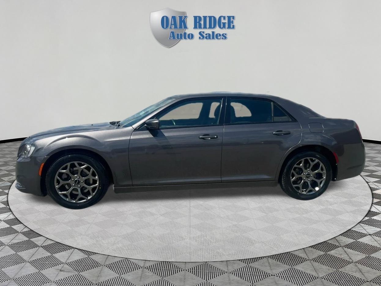 Used 2017 Chrysler 300 S AWD/4WD image 8