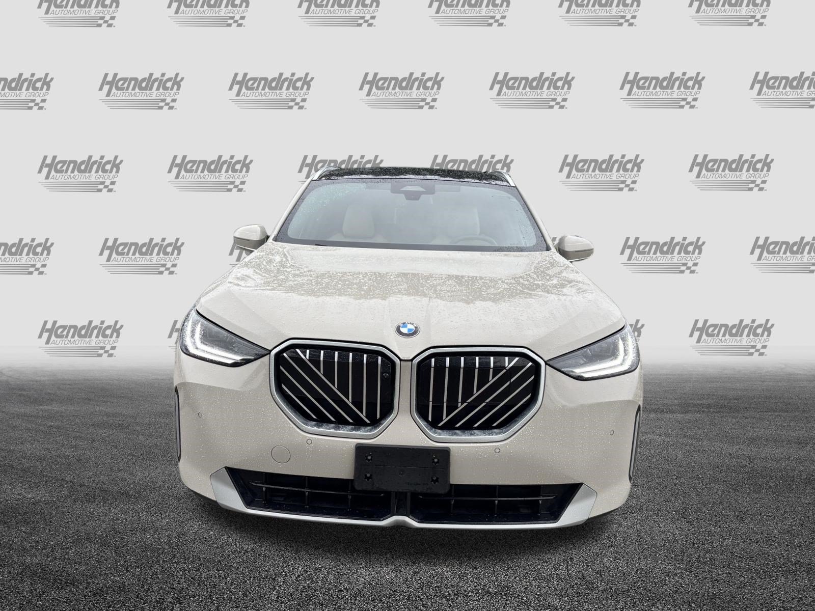 Certified 2025 BMW X3 xDrive30i w/ Premium Package AWD/4WD image 3