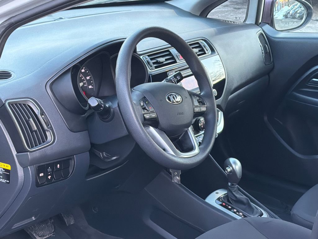 Used 2017 Kia Rio LX w/ Power Package image 7