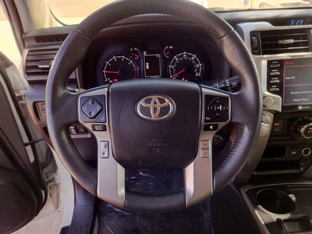 Used 2022 Toyota 4Runner SR5 Premium image 18