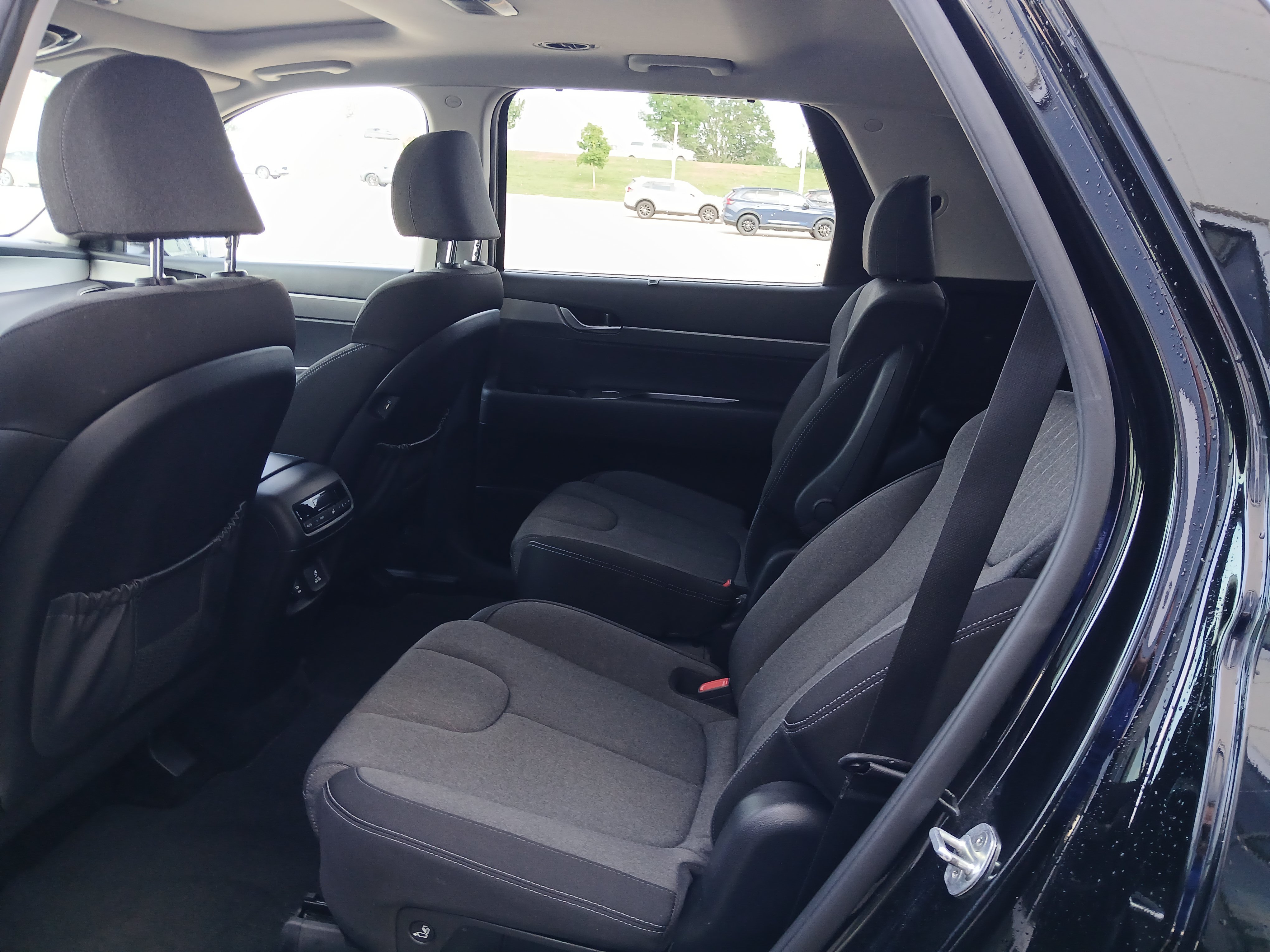 Used 2021 Hyundai Palisade SEL w/ Convenience Package AWD/4WD image 9