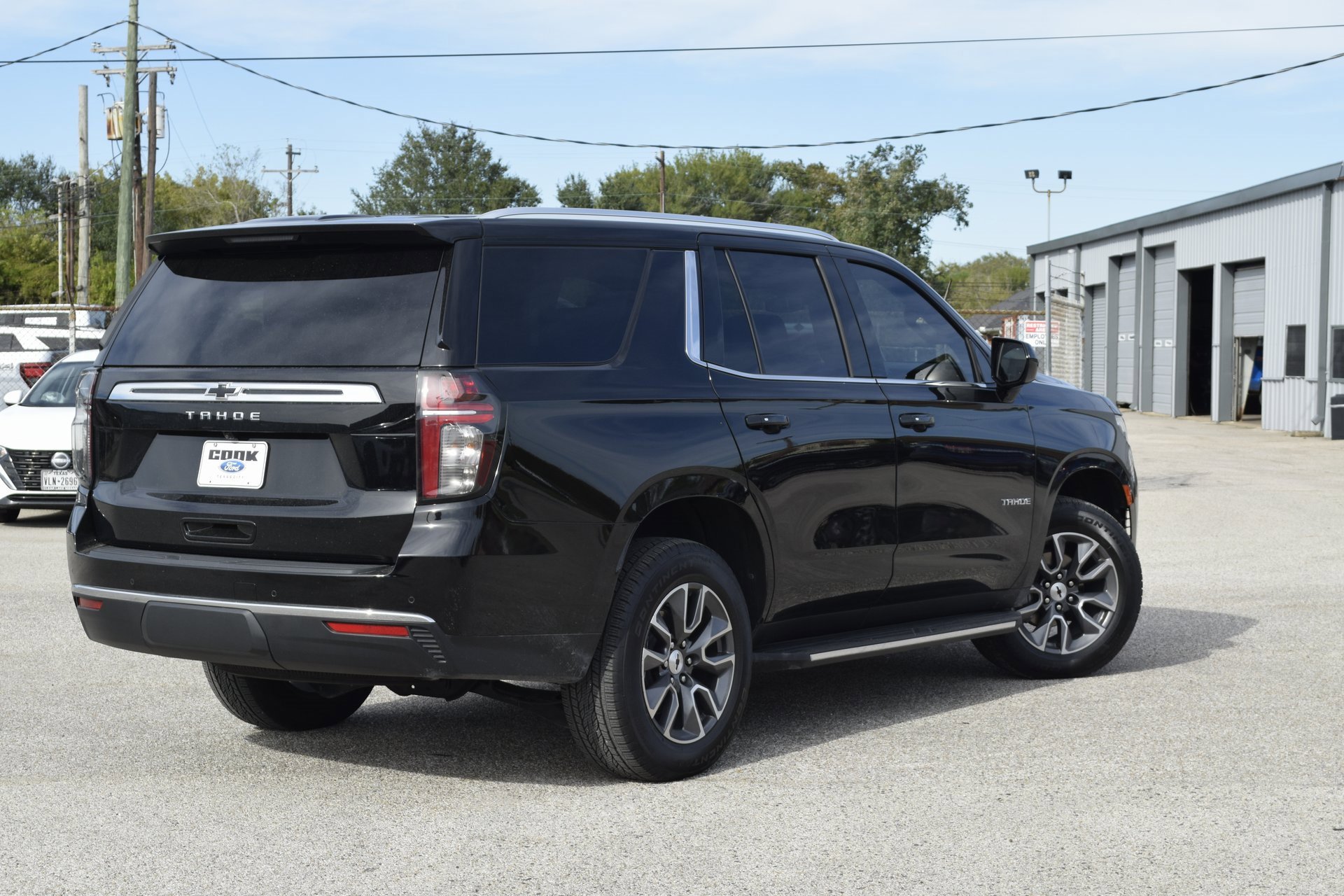 Used 2024 Chevrolet Tahoe LS w/ Driver Alert Package image 10