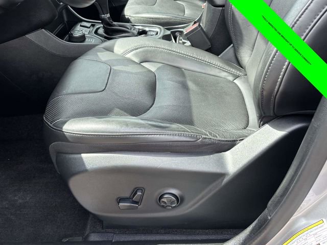 Used 2019 Jeep Cherokee Limited image 5