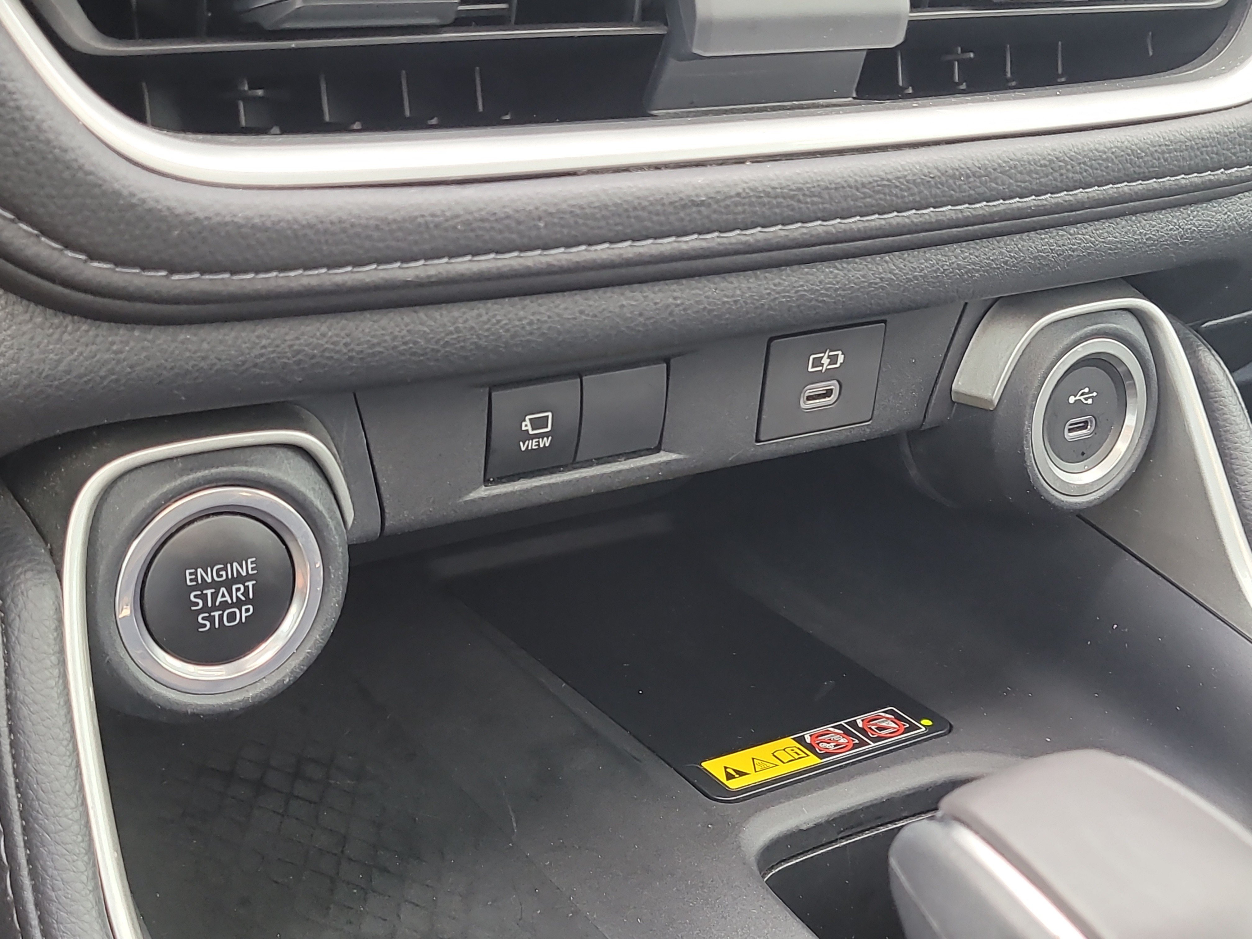 Certified 2024 Toyota Grand Highlander AWD image 29