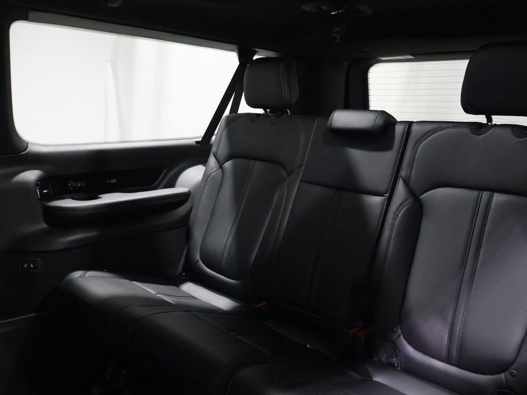 New 2026 Jeep Grand Wagoneer L Summit image 11