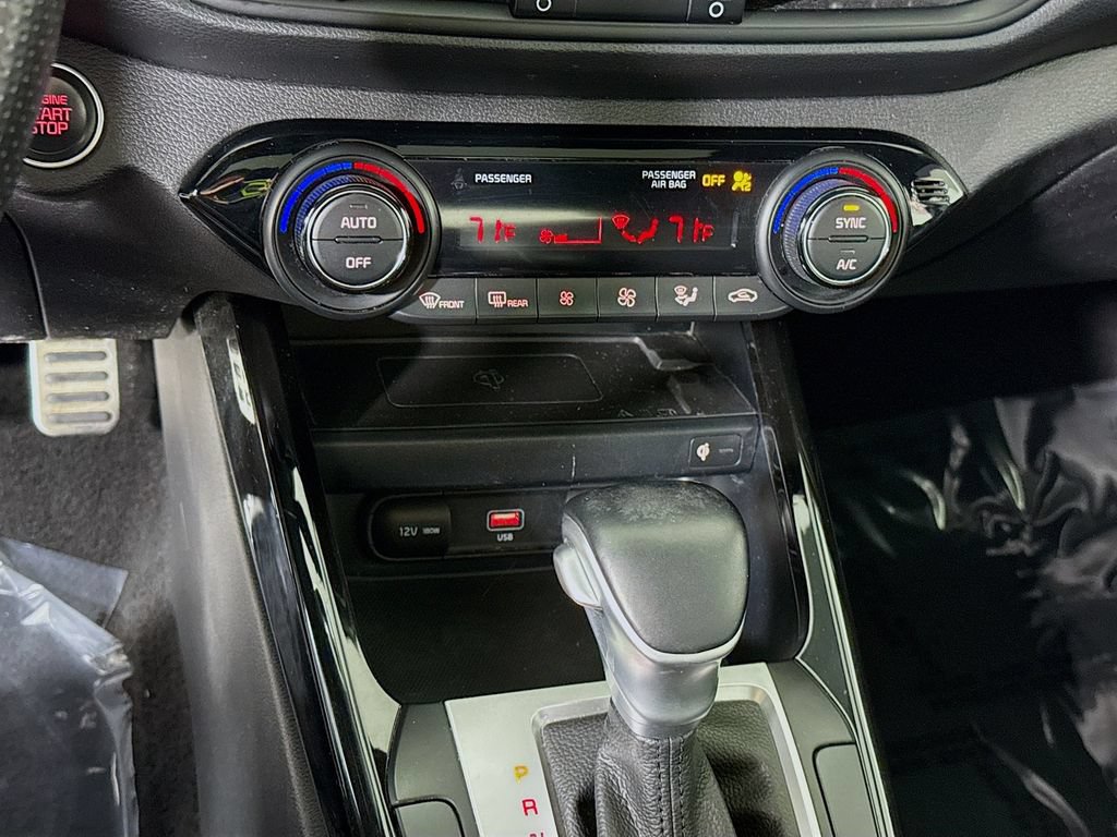 Used 2022 Kia Forte GT-Line w/ GT-Line Premium Package FWD image 8