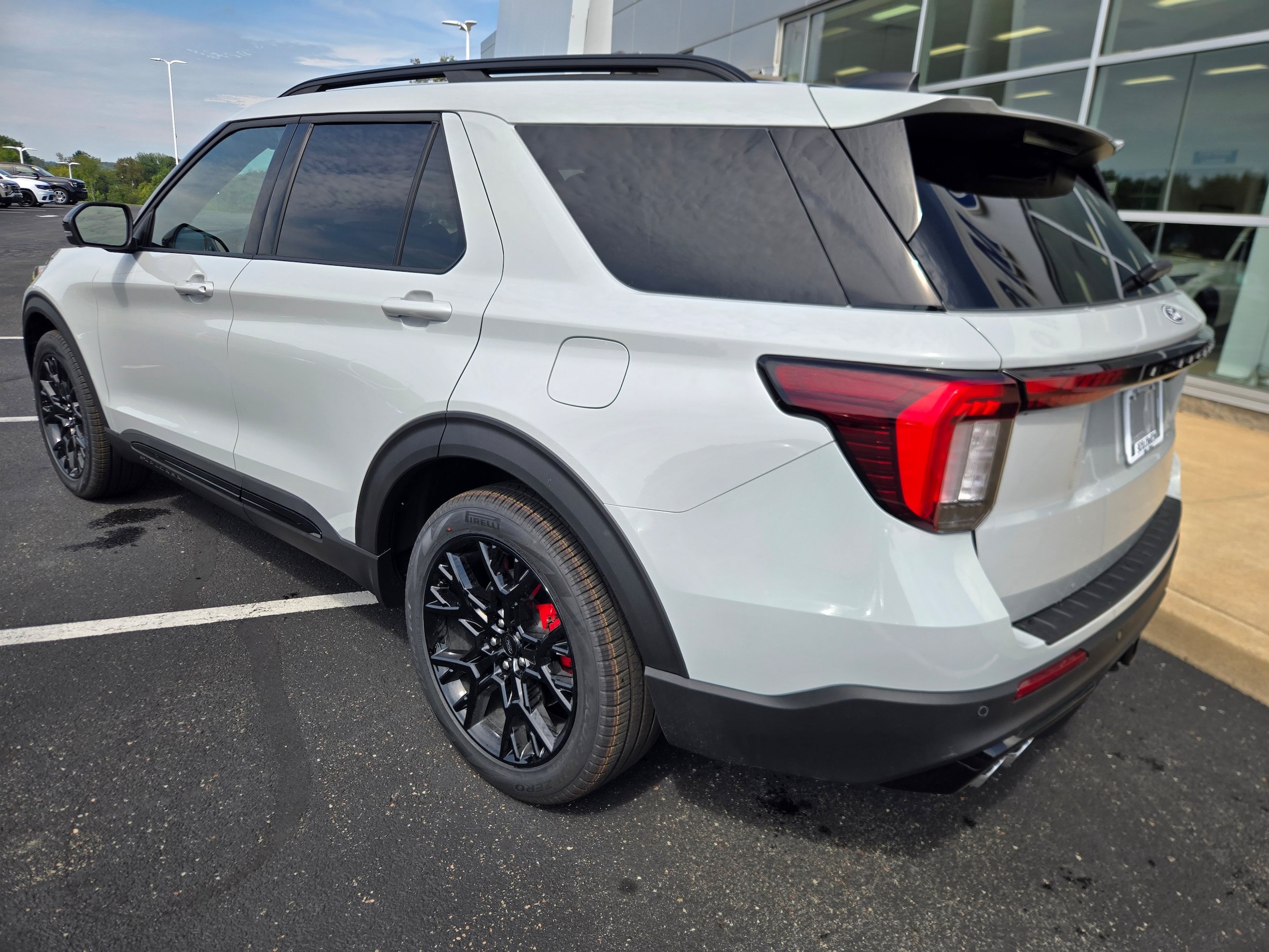 New 2027 Ford Explorer ST w/ Sun And Sound Package AWD/4WD image 11